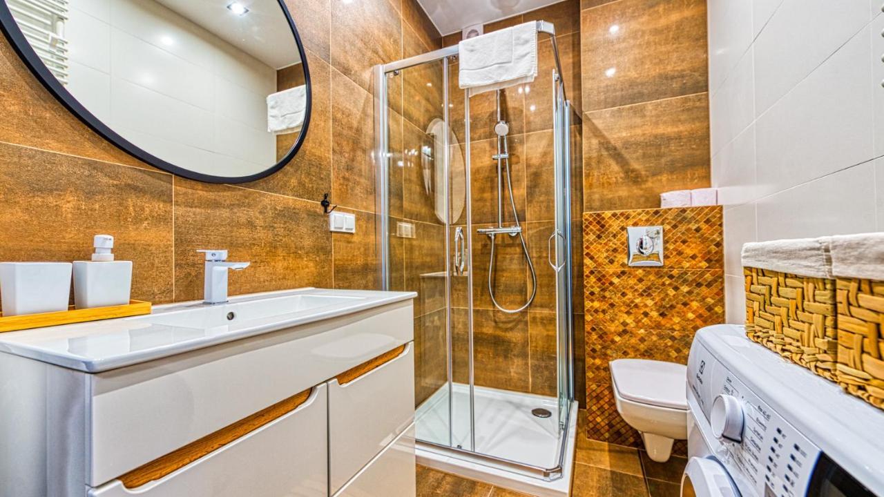Apartament Bialy Wilk - 5D Apartamenty Сверадув-Здруй Экстерьер фото